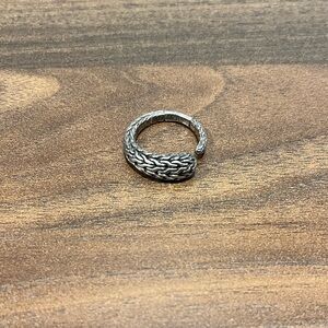 John Hardy Sterling Silver Ring
Lightly Tarnished
Size 7